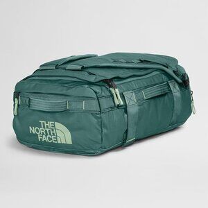 NWT THE NORTH FACE Base Camp Duffel Bag Dark Sage/Misty Sage - 32L